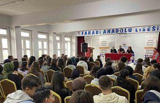 Üniversite öğrencilerine moral akşamı