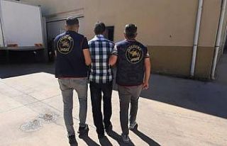 Uyuşturucu ve yağma suçlarından cezası bulunan...