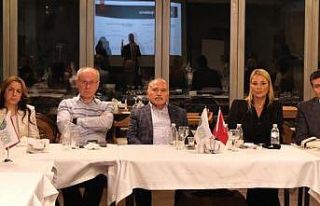 Uzmanlar Türkiye ekonomisini DOSABSİAD’da değerlendirdi