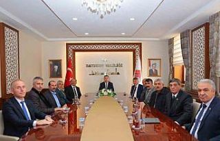 Vali Eldivan Muhtar Günü dolayısıyla muhtarlarla...