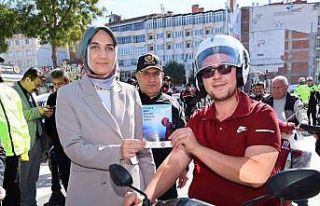 Vali Yiğitbaşı, kask kullanımına dikkat çekti