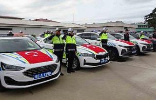 Van Emniyet Müdürlüğüne yeni araçlar teslim...