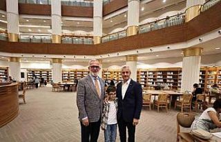 Yenişehirlioğlu’ndan Şahinbey Millet Kütüphanesine...