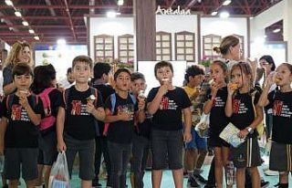 YÖREX’e 5 günde 328 bin ziyaretçi