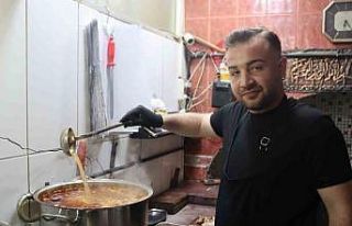 13 saatte pişen kelle paça şifa dağıtıyor