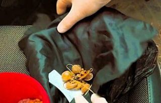 1600 yıllık altın takıları kuru fasulyenin içine...