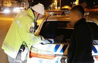 2. kez muayenesiz yakalanan araca 3 bin 135 lira ceza...