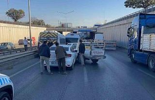 5 aracın karıştığı zincirleme trafik kazasında...