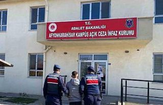 5 yıl hapis cezasıyla aranan şahsı jandarma yakaladı