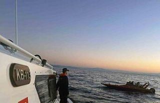 7’si çocuk 20 düzensiz göçmen kurtarıldı,...