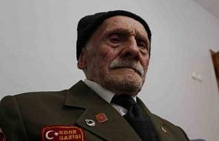 97 yaşındaki Kore Gazisi Pirağa Uzun, ilk kez Anıtkabir’i...