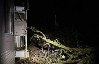 ABD’nin kuzeybatısını bomba siklonu vurdu: 1...