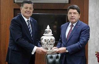 Adalet Bakanı Tunç’tan Bartın Belediye Başkanı...