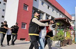 Adana’da kebapçıya silahla saldıran 2 şüpheli...