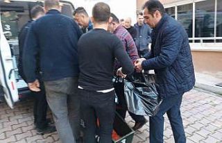 Adliye çalışanı evinde ölü bulundu