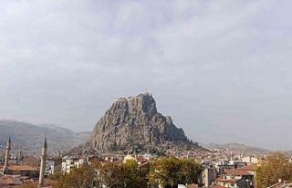 Afyonkarahisar yeni haftaya serin bir havayla başladı