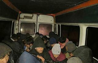 Ağrı’da 30 düzensiz göçmen yakalandı