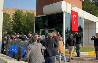 Ahmet Türk ve DEM Partililer Mardin Belediyesine...