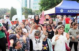 Akdeniz Belediyesinden ’Dünya Çocuk Hakları Günü...
