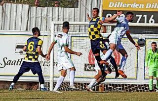 Alaçatıspor, sahasında 1-0 mağlup