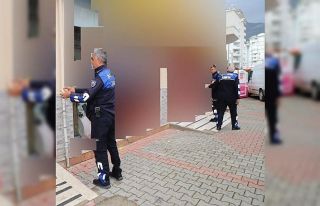 Alanya’da tarihi geçmiş bebek maması satan zincir...