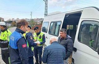 Alaplı’da öğrenci servislerine denetimler aralıksız...