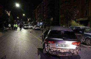 Alkollü sürücü 4 araca çarparak durabildi: O...