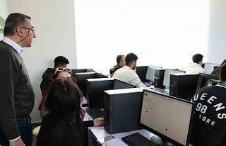 ALKÜ’DE Daad Onset Almanca sınavı başladı