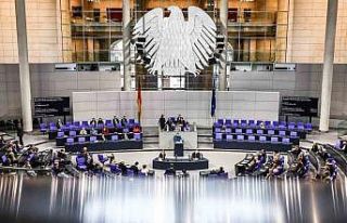 Almanya’da 23 Şubat’ta erken seçime gidilmesi...