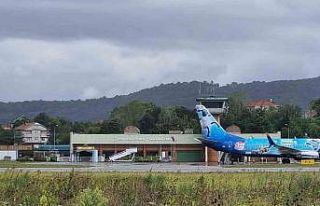 Almanya’dan Zonguldak’a gelen yolcu uçağına...