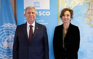 Ankara Büyükşehir Belediye Başkanı Yavaş Fransa’da...