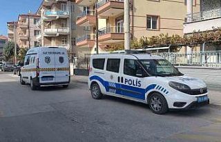 Annesi tarafından yatağında ölü bulundu