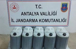 Antalya’da 6 bin litre sahte zeytinyağı ele geçirildi