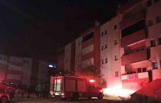 Apartmanın zemin katında çökme paniği