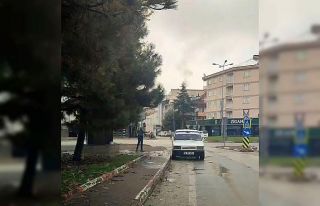 Aracını sokak çeşmesinde yıkayan sürücüye...