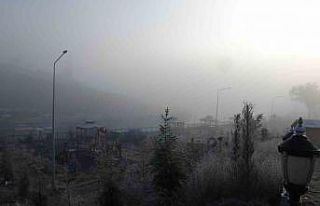 Ardahan’ın üzerini sis tabakası kapladı