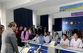 Arpaçay’da Fen Bilimleri Laboratuarı ve Zeka Oyunları...