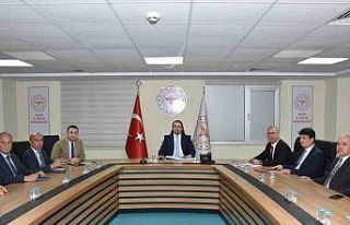 Aydın’da kamu hastanelerin son durumu masaya yatırıldı