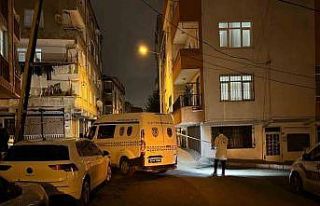 Bağcılar’da izinsiz gösteri yapan grup polise...