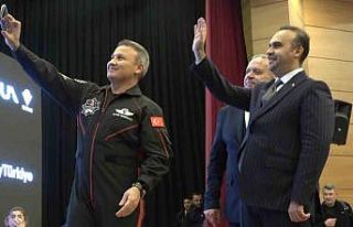 Bakan Kacır: “Ay misyonunu da hep birlikte başaracağız”