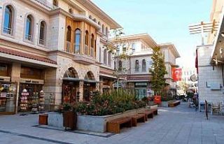 Bakan Kurum: “Konya Mevlana Meydanı’nı özüne...