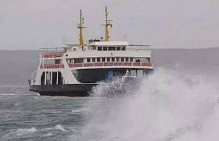 Bandırma ve Erdek’te feribot seferleri olumsuz...