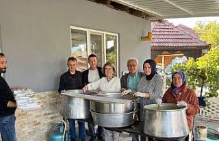 Başkan Çelik yağmur duasına çıkan üreticileri...