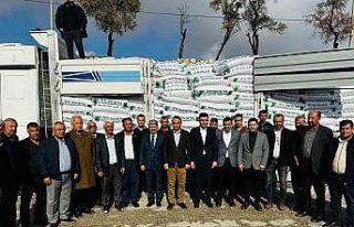 Besni’de çiftçilere hibe destekli tohum dağıtımı...
