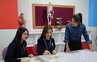 Bilimin ışığında bir öğretmenin hikâyesi