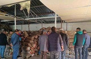 Bitlisli çiftçilerden alınan 193 ton patates ihtiyaç...
