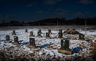 Bosna-Hersek’in Bihaç kentinde göçmen mezarlığı...