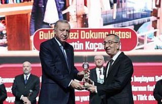 Buldanlı dokuma ustasına ‘Yaşayan İnsan Hazinesi’...