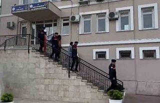Çalışma izni olamayan yabancı uyruklu 4 şahıs...