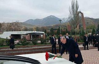 Cumhurbaşkanı Erdoğan, Kırgızistan’da Ata Beyit...